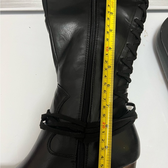 Black Cowboy Western Women’s Boot - Picture 10 of 13